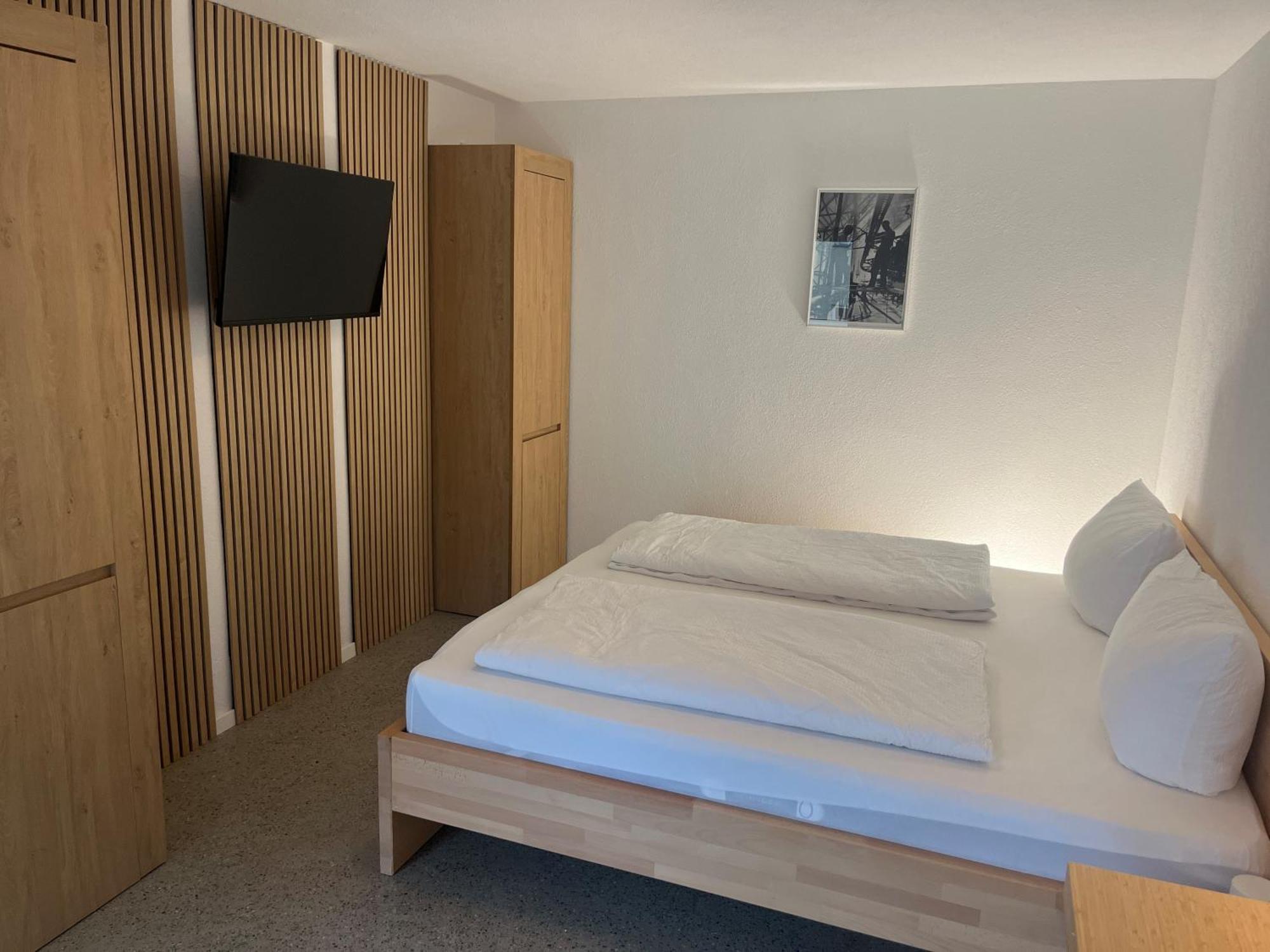 Hotel Seeadler Friedrichshafen Bagian luar foto