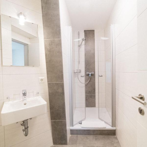 Hotel Seeadler Friedrichshafen Bagian luar foto